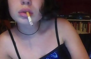 क्रिस्टीना wolfe धूम्रपान करीब ऊपर