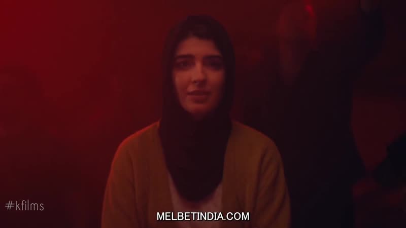Chica musulmana paquistaní con hijab follada desnuda en una escena de película estadounidense en topless muslimah sexo desnudo (árabe turco egipcio caliente)