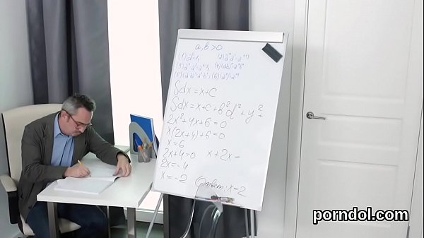 Cuddly was seduced and drilled by her elderly lecturer