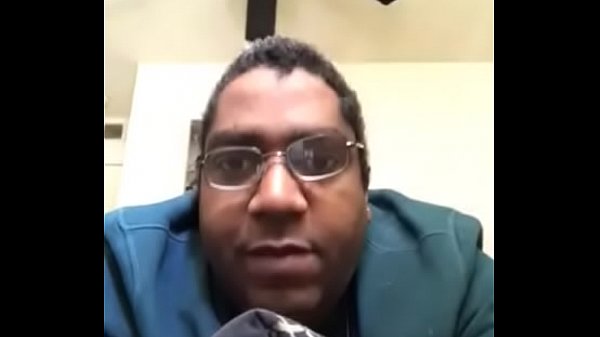 Ich würde mit der Waffe knallen