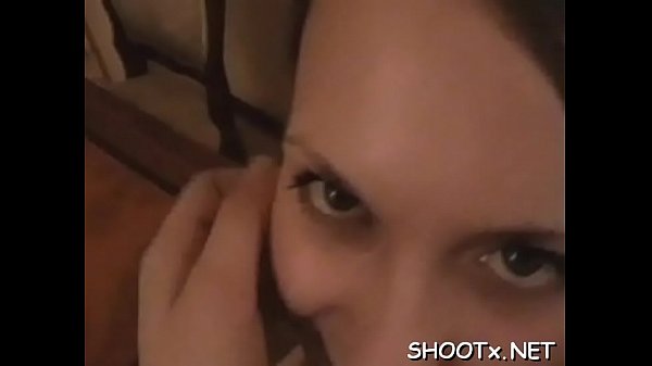 Ambitious brunette beauty Tanya does her best to get jizz