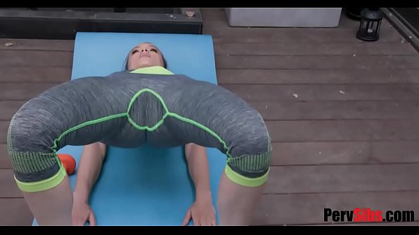 Registrazione segreta che mi fa saltare - Ashley Lane e Izzy Lush