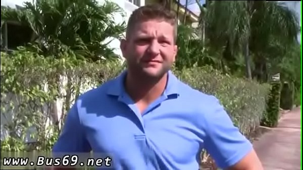 Nackte Männer, heterosexuell, nicht schwul, und Erektionen im Freien, die Ihr Image verhärten