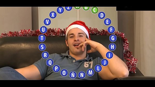 Bimbo malmenato e viseificato