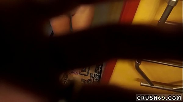 Le sorellastre adolescenti della compagna allentano la tensione