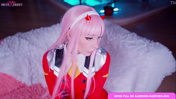 Teen Teen performs - wild