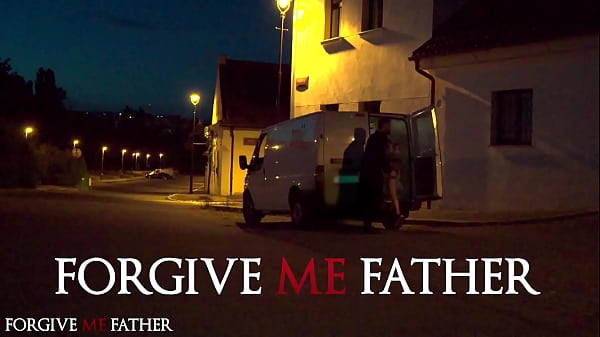 DEVIANTE - 素人、不知名的欧洲矮个子女孩，屁股大，穿着性感的夏装，被说服在一辆狡猾的货车后面接受采访，并同意为了钱而吸吮和大汗淋漓地操一个大鸡巴