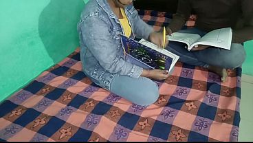 Estudiante folla por primera vez con el profesor hindi audio