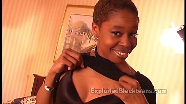 First Time Ebony Amateur in Homemade Black Porn Video