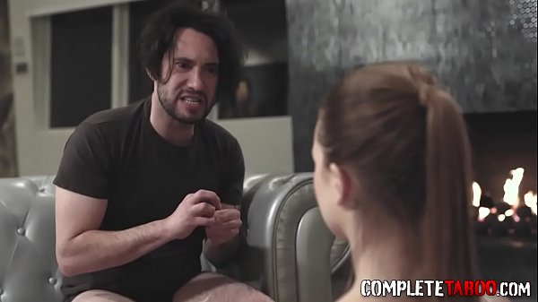 Guarda il fantastico video di adolescenti con sborrate