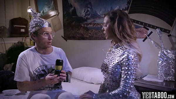 Die Geschichte von Cherie DeVille und der Geisterrakete