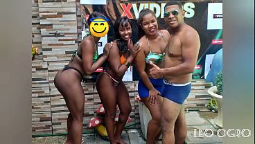 首席仙女夫妇带我去了食人魔利奥聚会的房间（贝拉&Iacute_ndia苏西·弗拉克&atilde_o。）