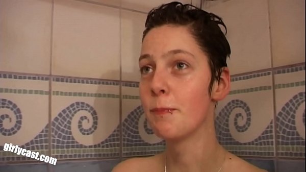 Punker Girl Steffi ist bei unserem Hardcore-Party-Wochenende dabei