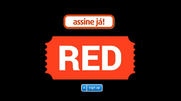 Heißes junges Mädchen tritt auf