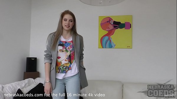 Margarita nueva y súper fresca de 18 años haciendo nerviosamente su primer casting