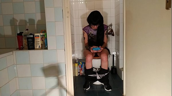 Sexy goth teen pee &amp_ s. while play with her phone pt2 HD