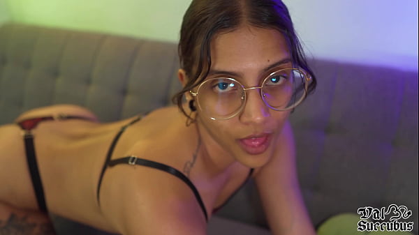 Incredibile teenager selvaggia si diverte