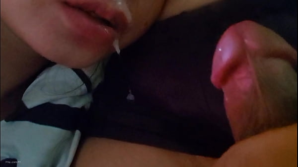 Guarda uno splendido video di pompini per adolescenti