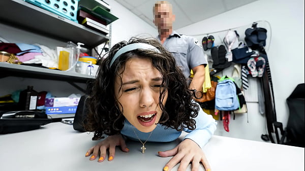 Innocent-Looking Shoplifter Satine Summers Reveals Her Naughty Side to The Guard on Duty - Pervcop
