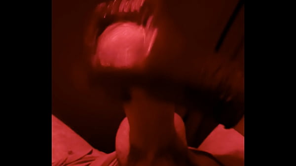 Masturb&aacute_ndome pensando en ti