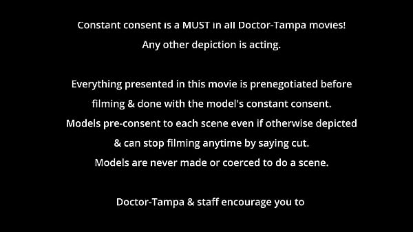 Sehen Sie sich das Teenie-Video mit wilden Absätzen an