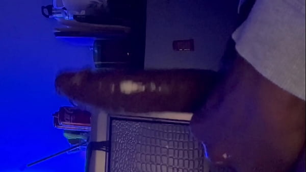 Schlucken oder ficken? (Antwort in den Kommentaren) Diese BBC gehört Ihnen! Machen Sie heute Abend Ihren Willen und lassen Sie diesen großen schwarzen Schwanz Ihre Welt rocken