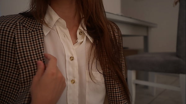 Sexy sexy Teen performs