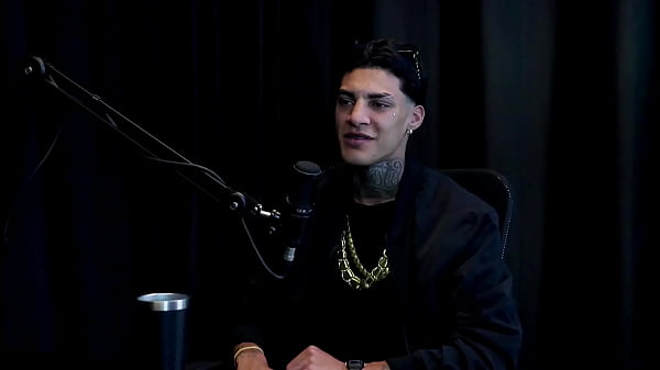 Ele quer ficar dois anos na Europa trabalhando, foi em um compromisso da meia noite e se assustou, e o amigo que gosta de dar o cu... - Gabriell Rios (ASSISTA ON: SHEER/RED)