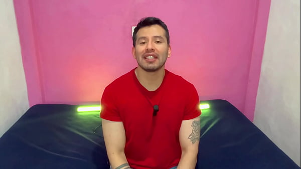 Gifted muscular soldier preys on the ass of a young college twink! sexual story