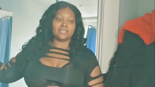 Beetlejuice hat mich gefickt, während seine Geisterfreunde zusahen