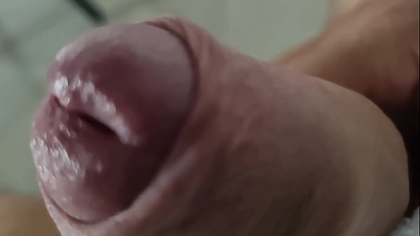 ECCATO IN PUBBLICO | MOSTRO IL MIO CAZZO AI VICINI - SEGA RISCHIOSA A CASA DELLA MATRIGNA