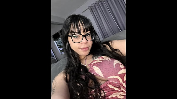 Caiu na rede, nerd universitário dando para o professor casado no pelo.