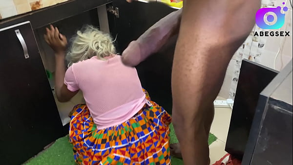 Pose adolescenti attraenti e calde - adolescenti