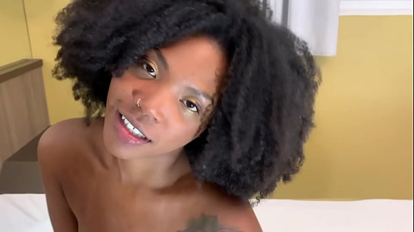 Guarda il dolce video esotico per adolescenti