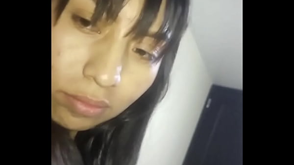 Le doy con todo hilo sin quitarle la faldita