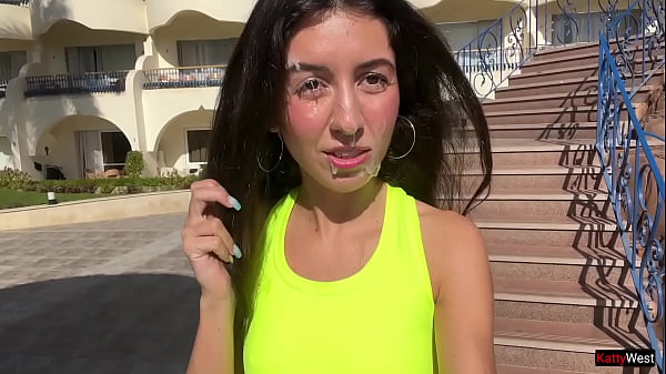 Fit girl has sex after training and wants cum on her face - Cumwalk
