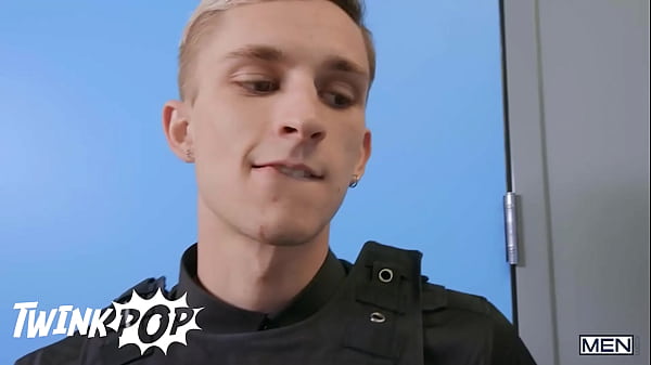 Gabriel Clark Wakes Up Horny At The Hospital &amp_ Decides To Drill Theo Brady'_s Sweet Tight Asshole - TWINKPOP