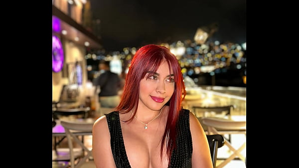 NOS VAMOS A CENAR EN NUESTRA PRIMERA CITA Y TERMINAMOS FOLLANDO A PERRITO EN LAS ESCALERAS DE SU DEPARTAMENTO