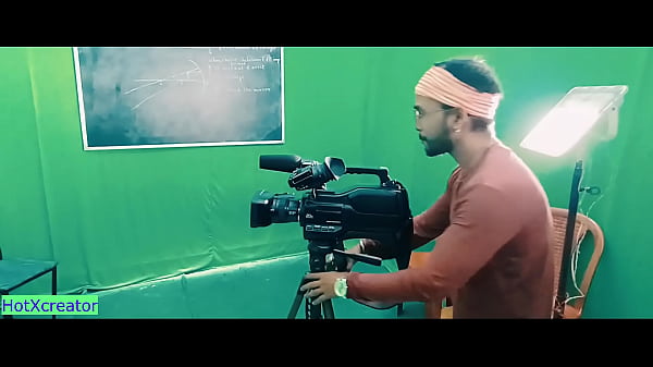 Modella indiana sexy scopata dal regista! Sesso virale