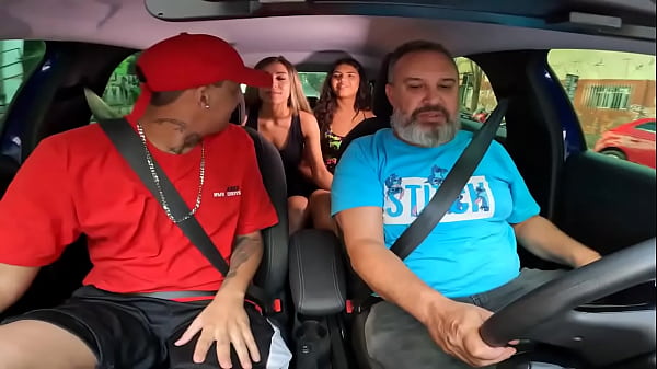 Il baciatore di club usa il suo potere di fama durante la cavalcata di Ted - Filipe Lemos - PARTE 1