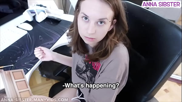 Ho scoperto che il vicino dell'appartamento ama il dominio, ho deciso di provarlo.