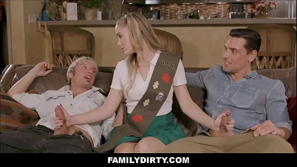 FamilyDirty - Trio de belle-fille blonde aux petits seins maigres avec son beau-père et son demi-frère - Athena Fleurs, Ryan Driller, Johnny Palms