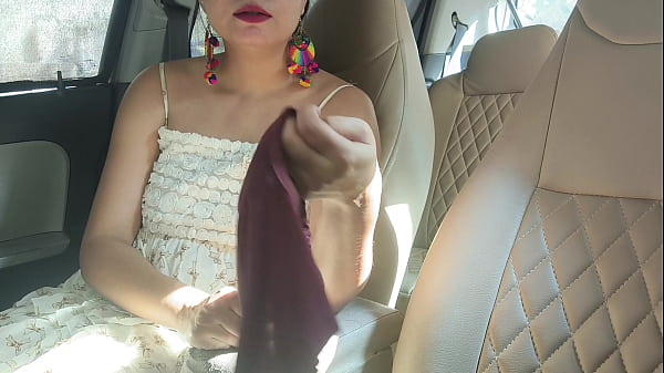 Hermosa chica tiene sexo con su exnovio caliente follando más duro con Louad Moaning en el coche