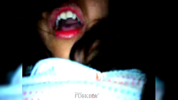 Oh, duele... ¡por favor para! -Lo siento bebe, si de verdad me amas tienes que darme el chikito. QUE GENIAL TE APRITAS EL CULO&iexcl_