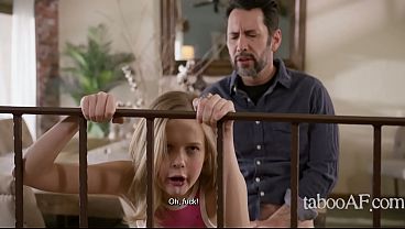 Frau: Ich werde alles tun. Beziehe mich einfach in das ein, was auch immer das ist