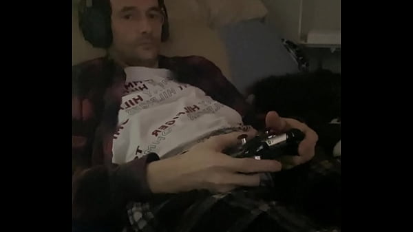 Pretty Teen Girl si spoglia in amatoriale