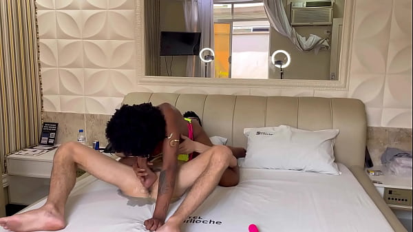 Strisce adolescenti interrazziali - sensuali