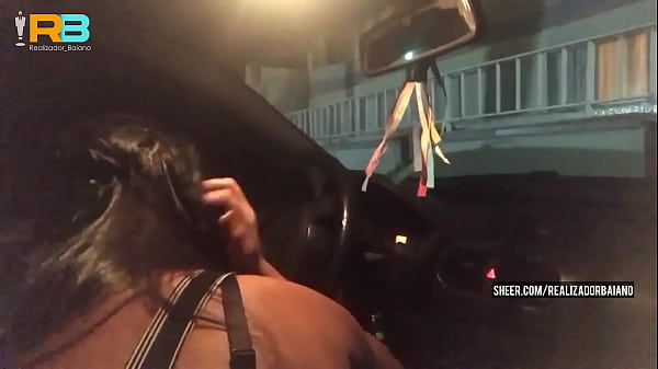 Slutty wife sucking the Director from Bahia and calls her cuckold husband to watch her sucking a gifted black man in the car on a public road