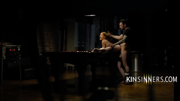 Adolescente sexy Adolescente se burla