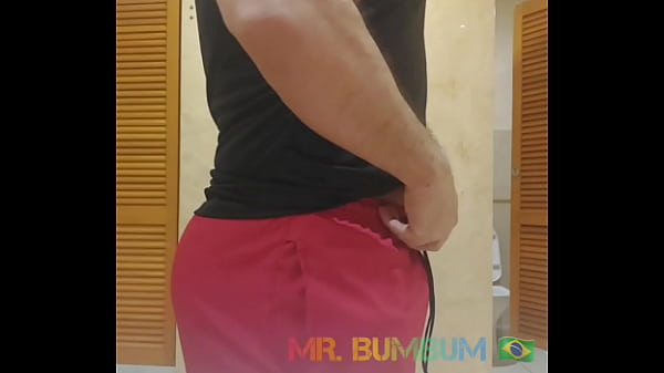 顽皮颜射青少年女孩